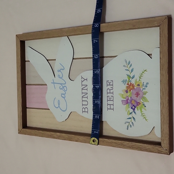 Wood Wall Decor.  "Easter Bunny Stop Here". - Picture 3 of 5